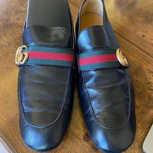 Gucci shoes, lightly worn, come with bag